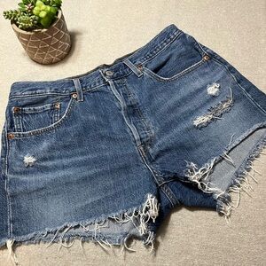 Levi’s 501 High-Rise Distressed Denim Shorts - Blue